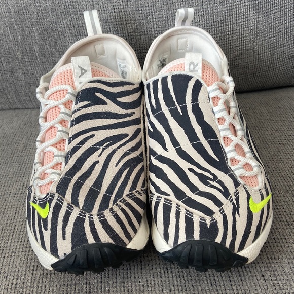 Nike Air Olivia Kim Footscape women’s shoe size 9.5 zebra print with side lace - Picture 3 of 10